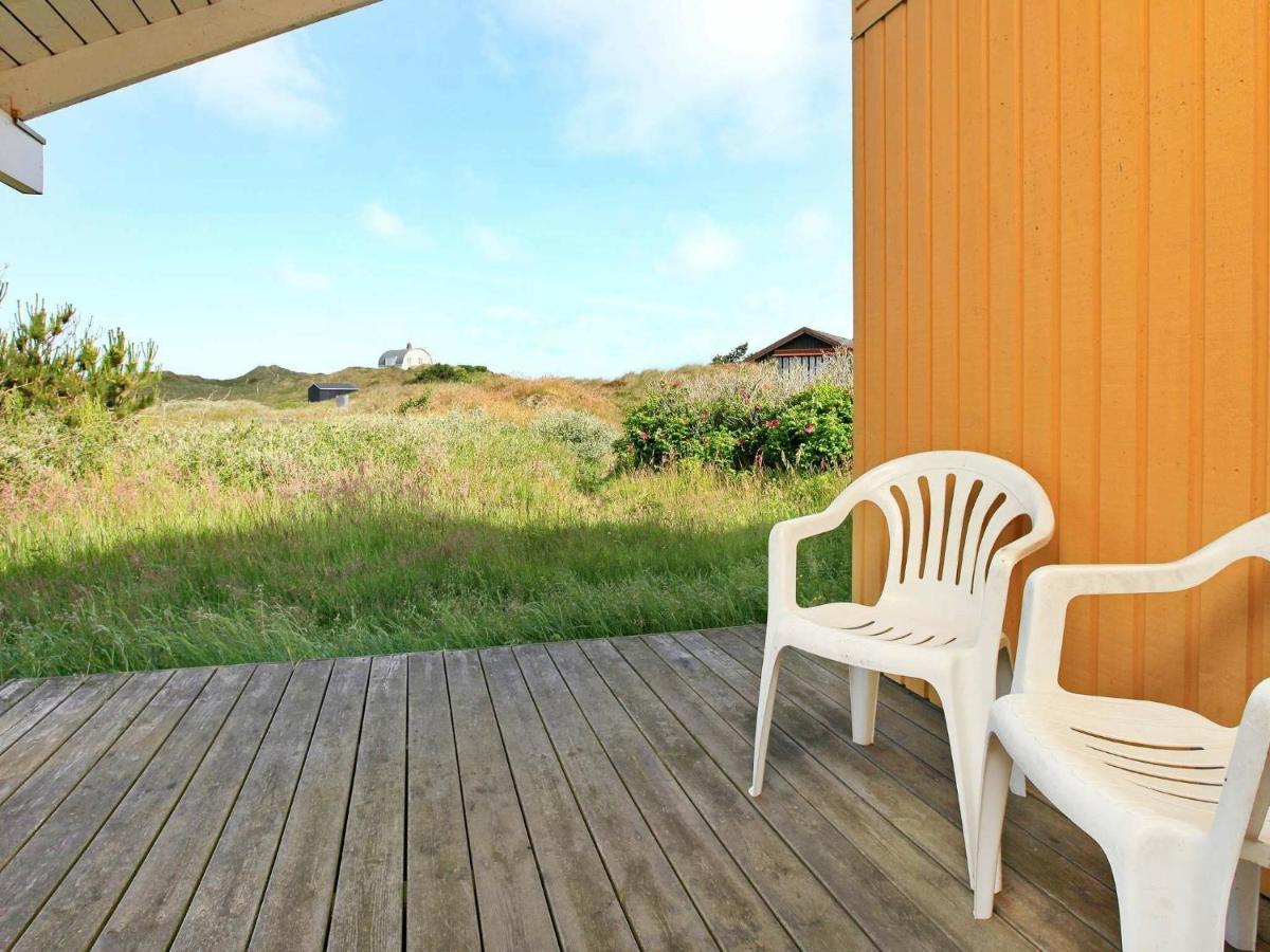 8 Person Holiday Home In Oksb L Vejers Strand Bagian luar foto
